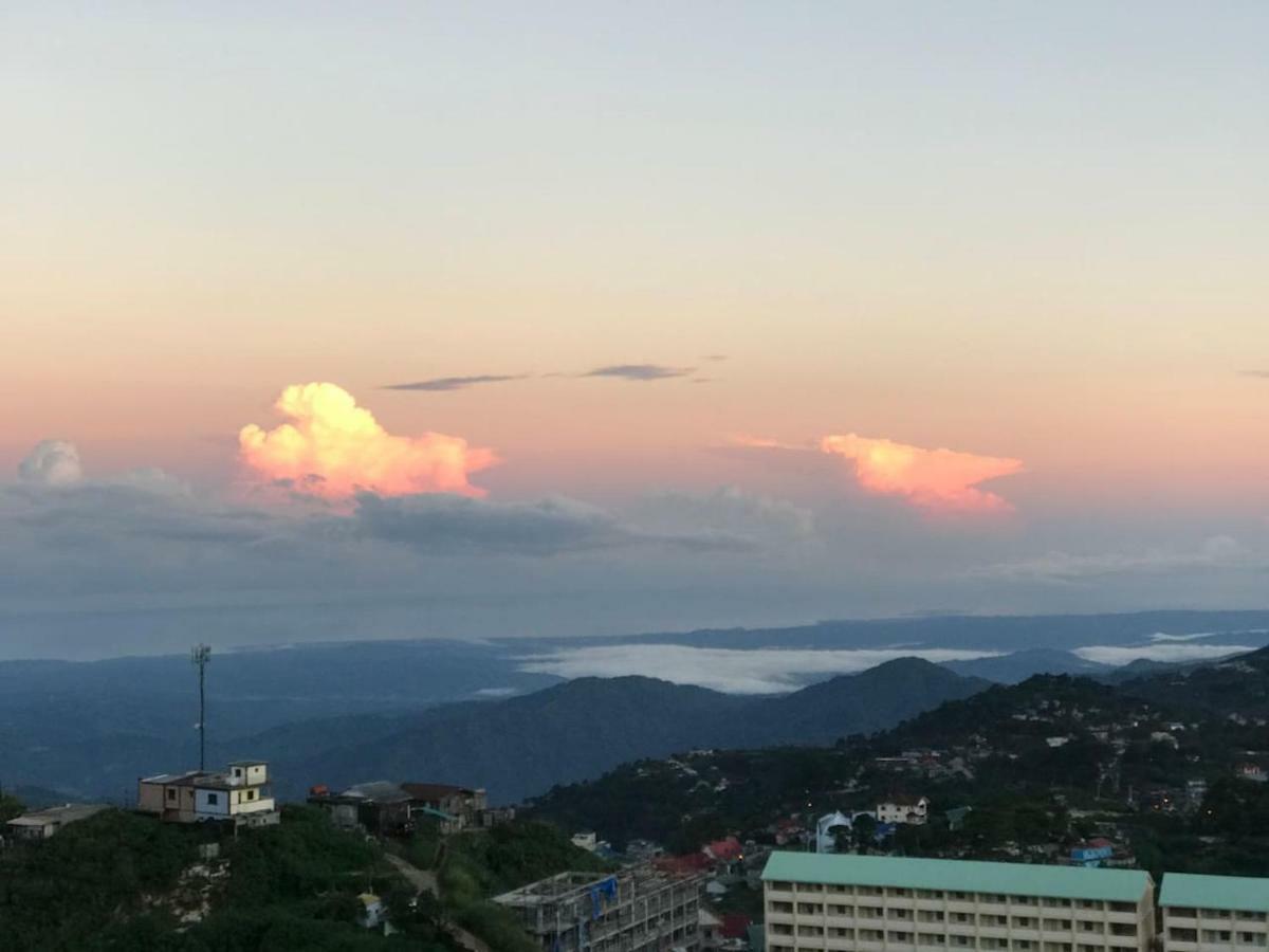 Vacation House In Baguio With Amazing Sunset Views バギオ エクステリア 写真